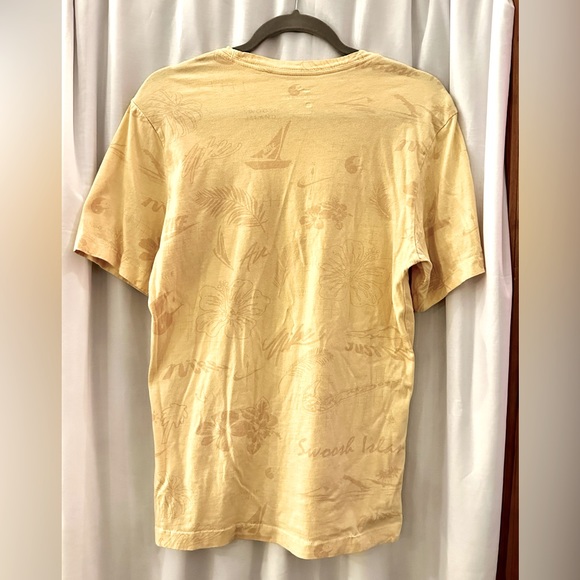 Nike Tee Men’s Small - Picture 2 of 3